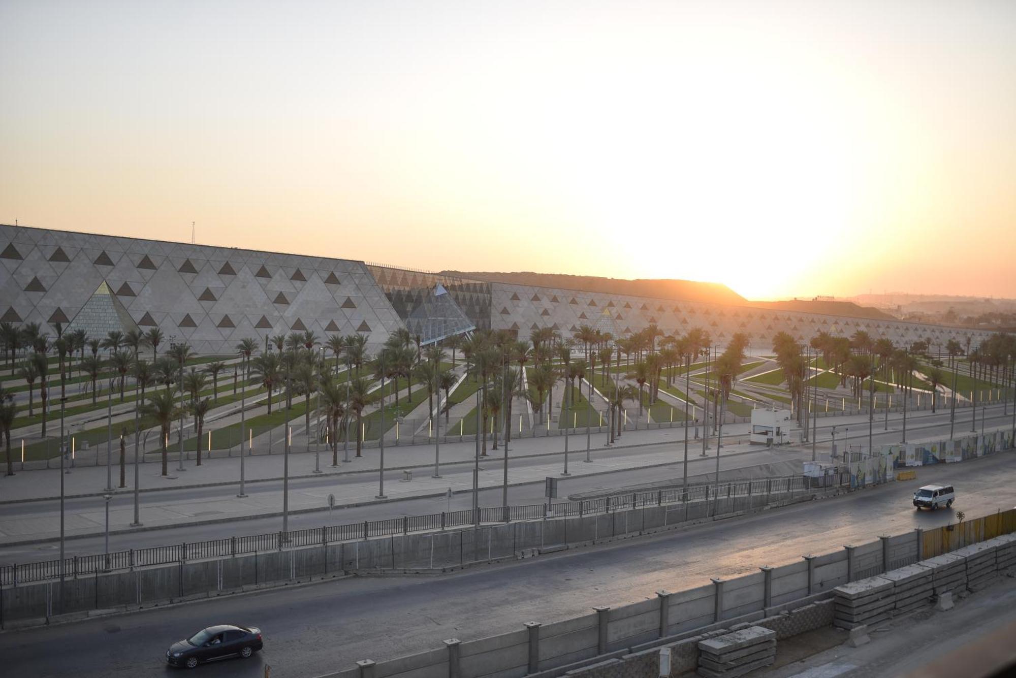 Royal Great Pyramid Inn Kafr Ghatati Exterior photo
